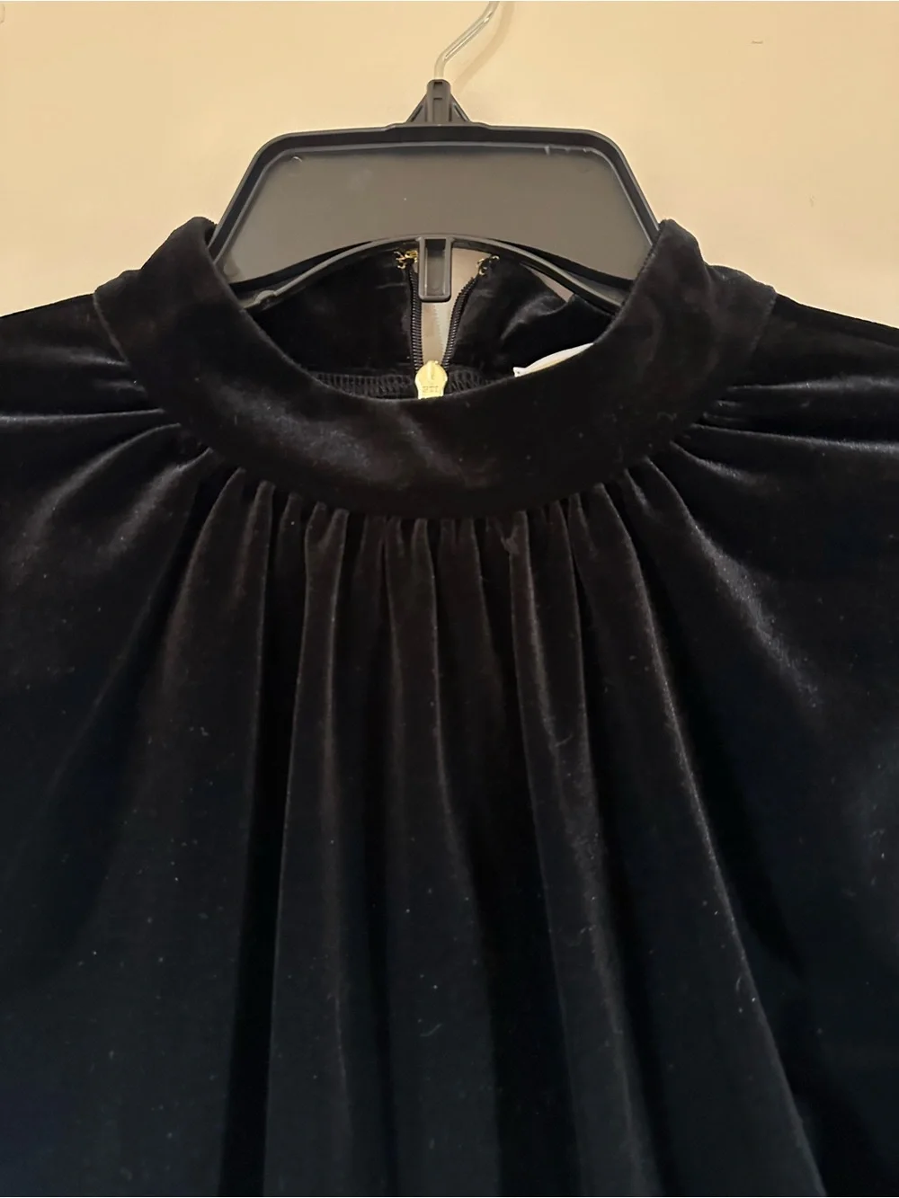 MICHAEL Michael Kors Black Velvet Ruched Mock Neck Top